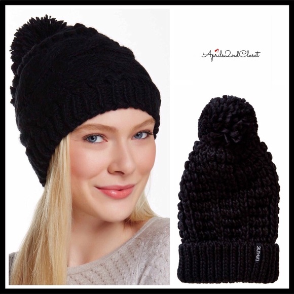 BLACK LUXE POM POM BEANIE CROCHET KNIT HAT - Picture 3 of 3